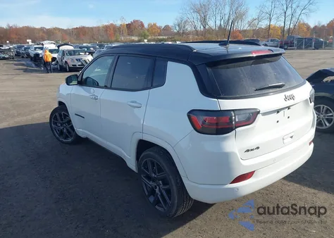 2024 Jeep Compass Limited 4X4 z USA, uszkodzony, nr VIN 3C4NJDCN9RT136516